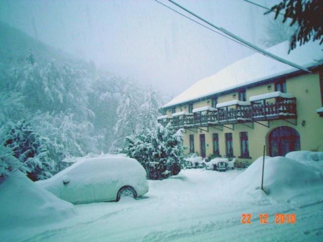 Hotel Gai-Sejour 라로셰안알데네 외부 사진